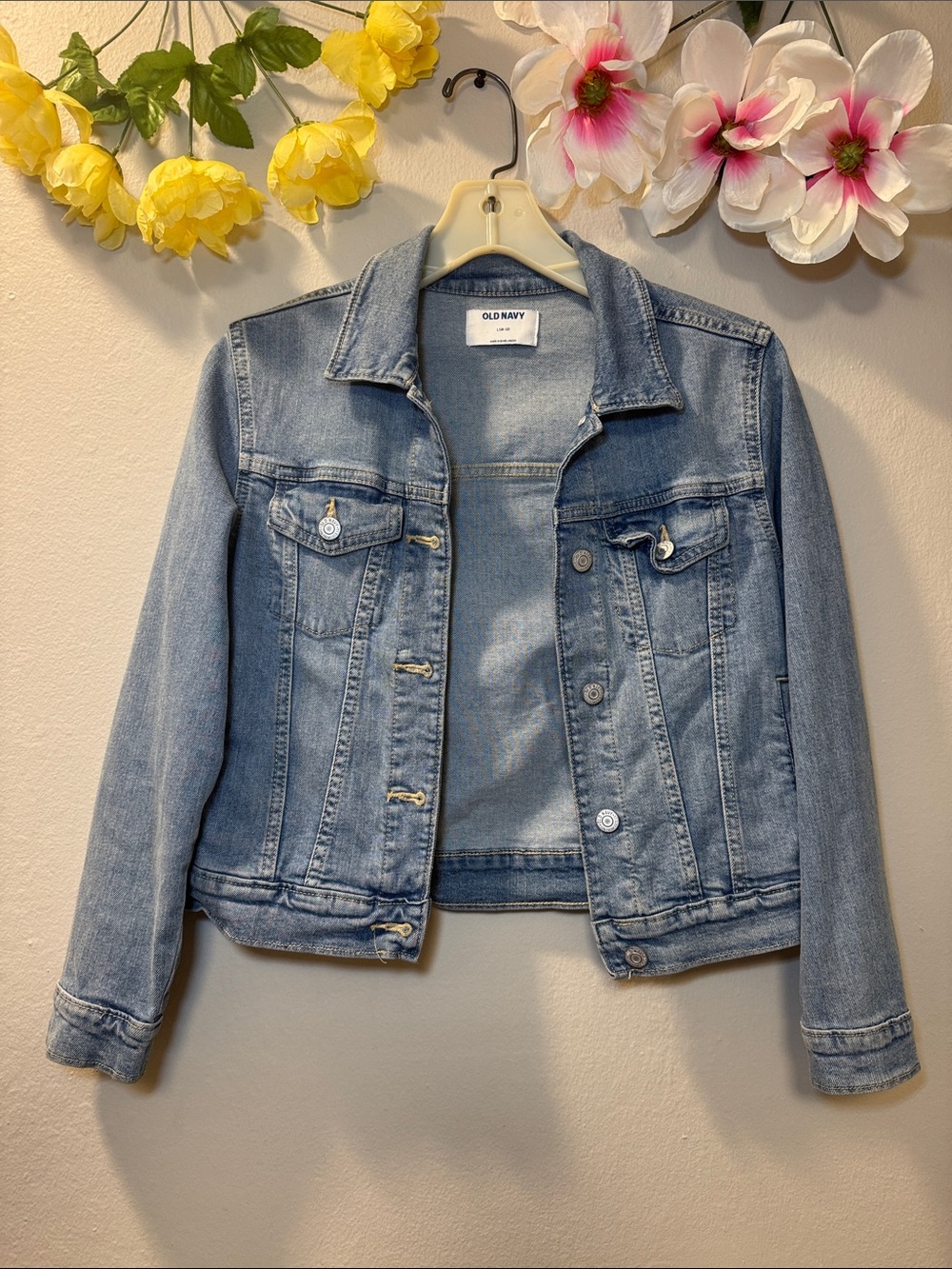 Old Navy Light Blue Jean Jacket - Classic Cropped Denim